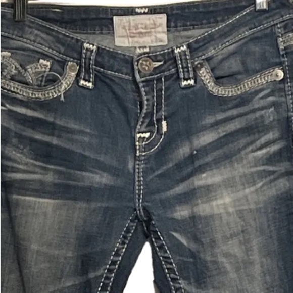 Big Star Mid Rise Bootcut Jeans Sz 28 Dark Distressed Denim Frayed Bottoms - Picture 6 of 12